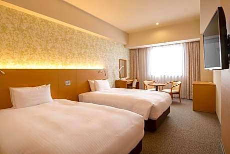 Standard Twin Room - Non-Smoking