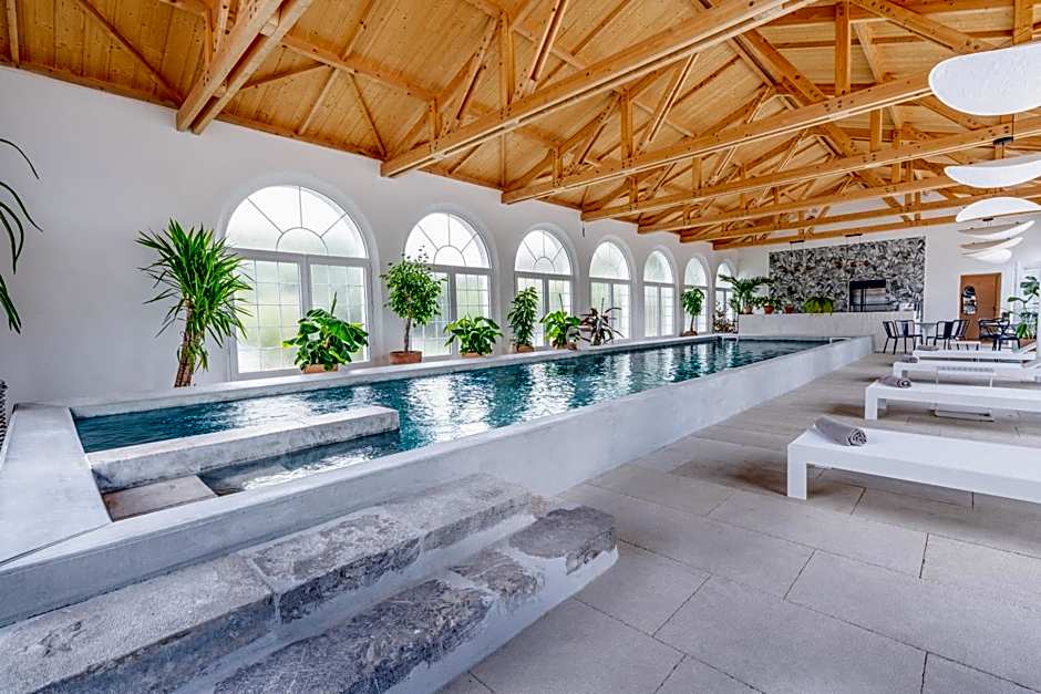 Secret d'Uzès - Le Duché - Piscine chauffée et Jacuzzi