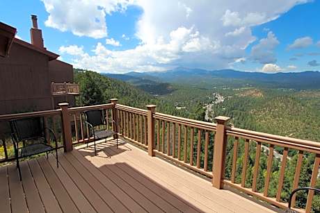 Crown Point Resort