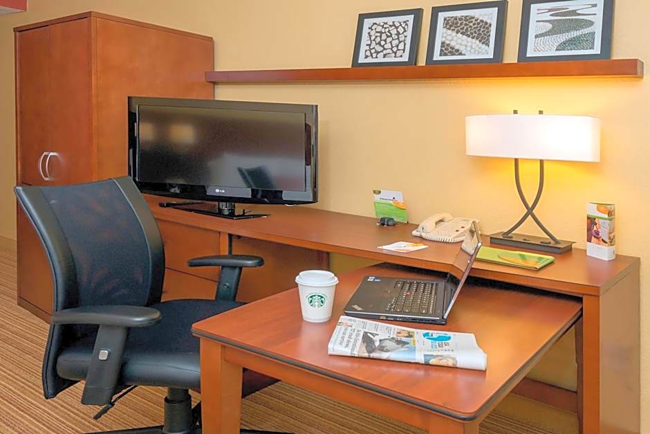 Courtyard by Marriott Winston-Salem Hanes Mall