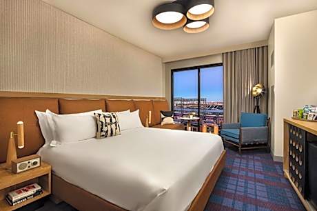 King Room