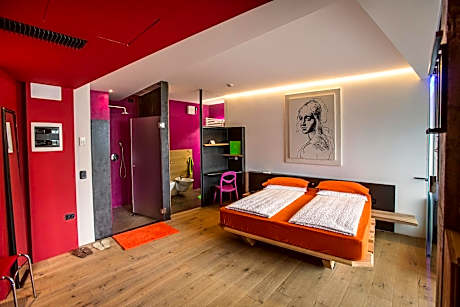 Suite with Garden