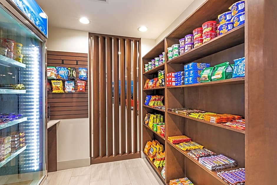 Holiday Inn Express and Suites Purcell By IHG