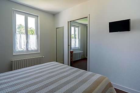 Suite (2 Adults)
