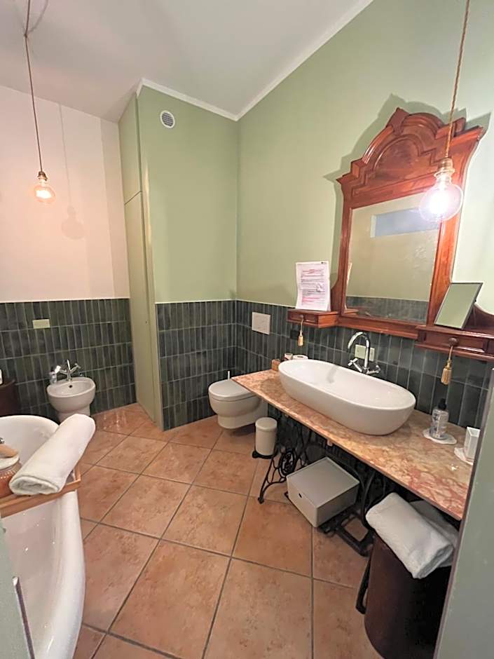 The Tower Of The Old King