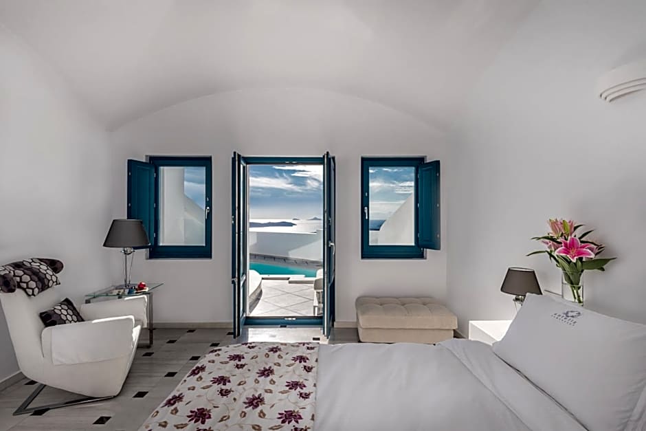 Photo 1 of 4 of Suite