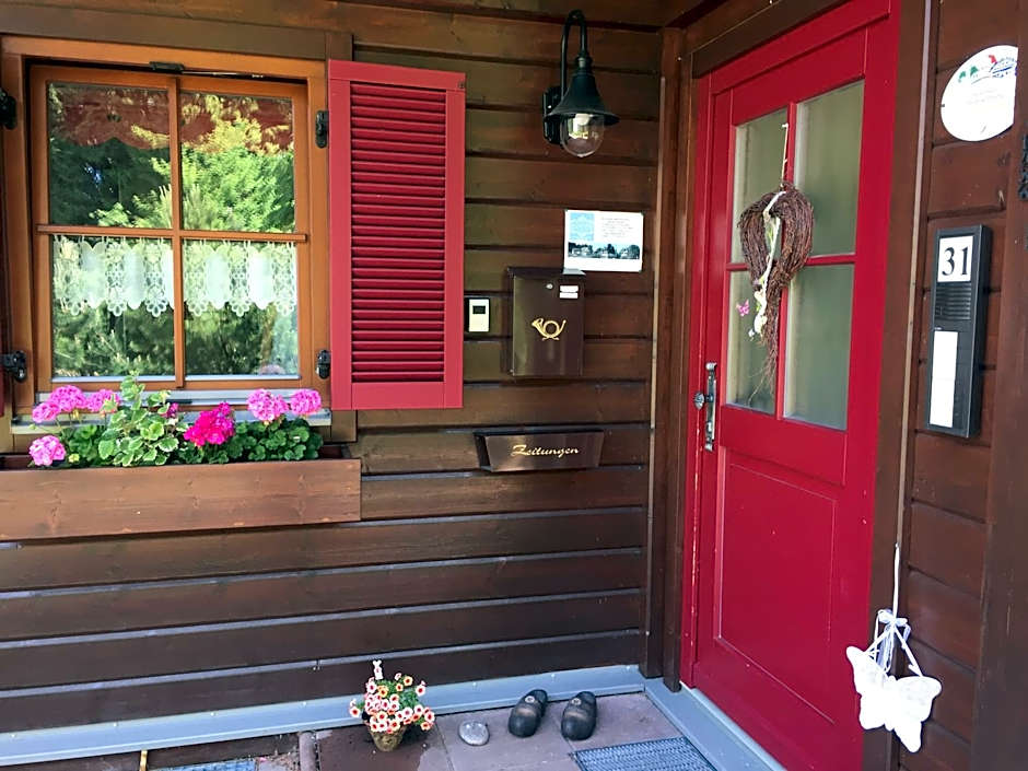 Ferienanlage Zum Silberstollen 2 Häuser am Berg Polderhof und Weißeritzhütte