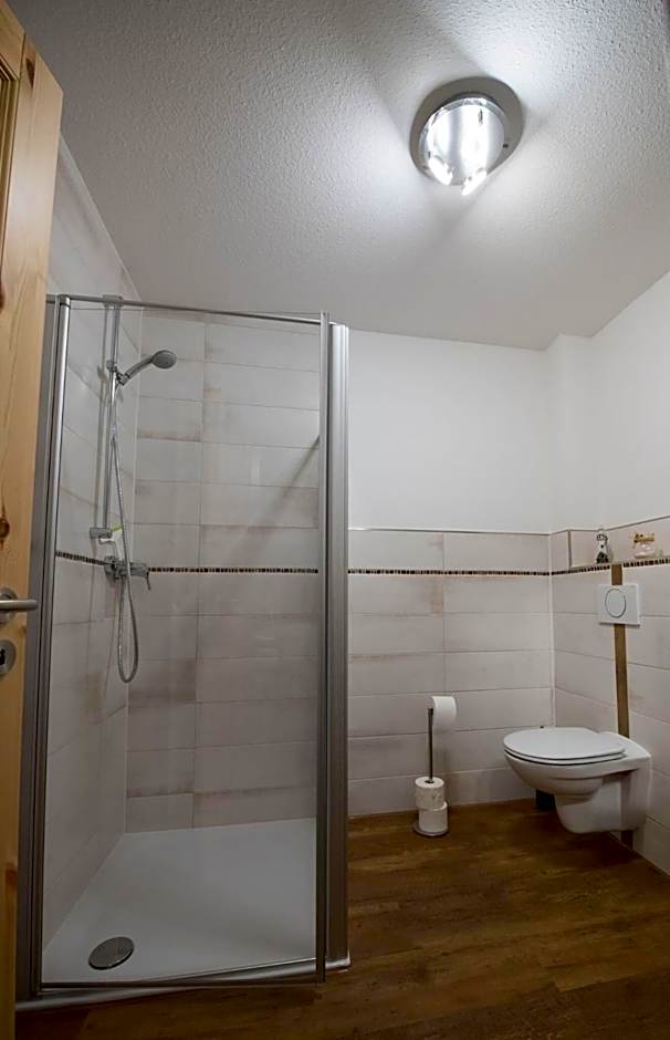 Heuhotel und Gästehaus Kohlstädt