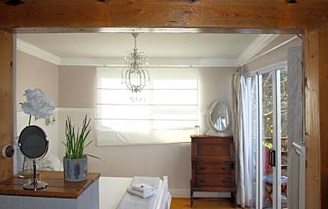 Special Room B - Massage Chair