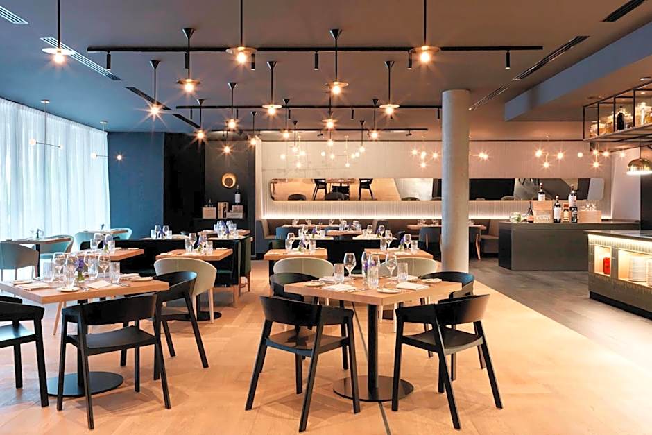 Renaissance Warsaw Airport Hotel