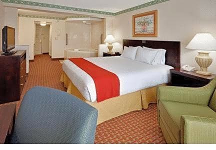 Holiday Inn Express Hotel & Suites Easton By IHG