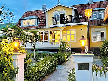 Kivikstrand Badhotell