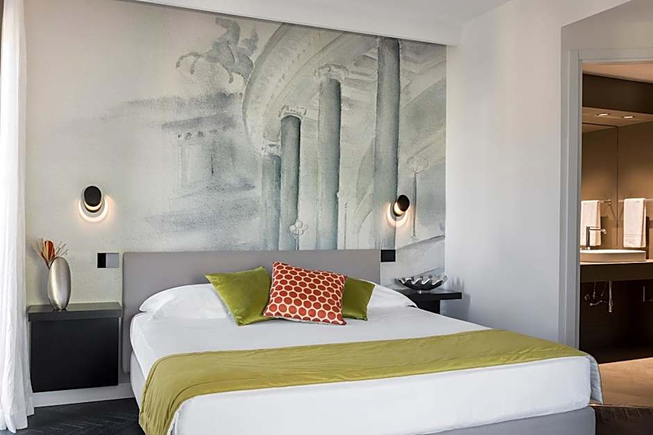 Hotel Plaza Opera