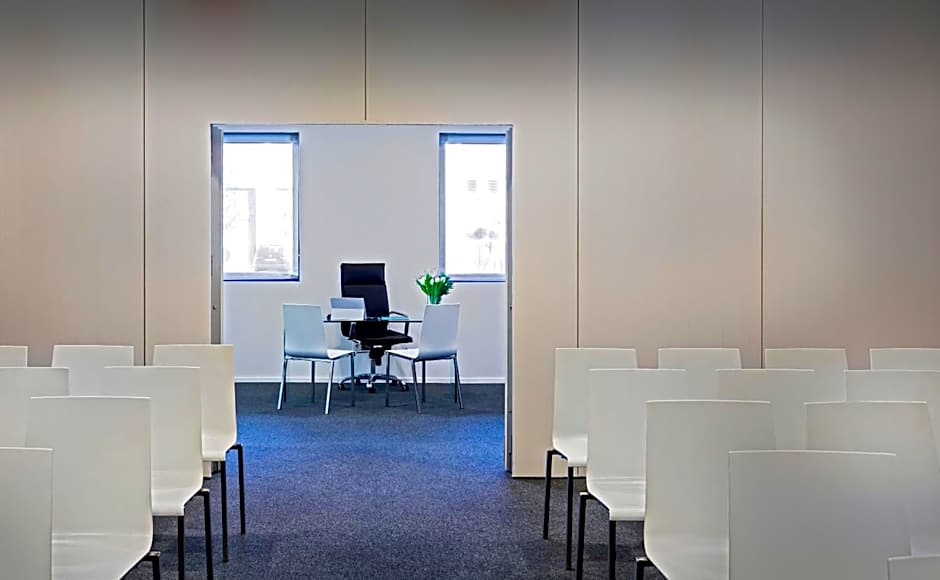 Hotel Zentral Castellana Norte