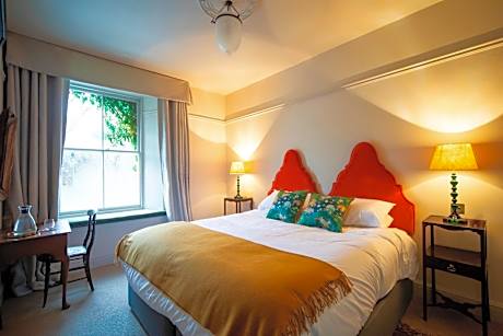 Comfortable Twin Room (No Pets)