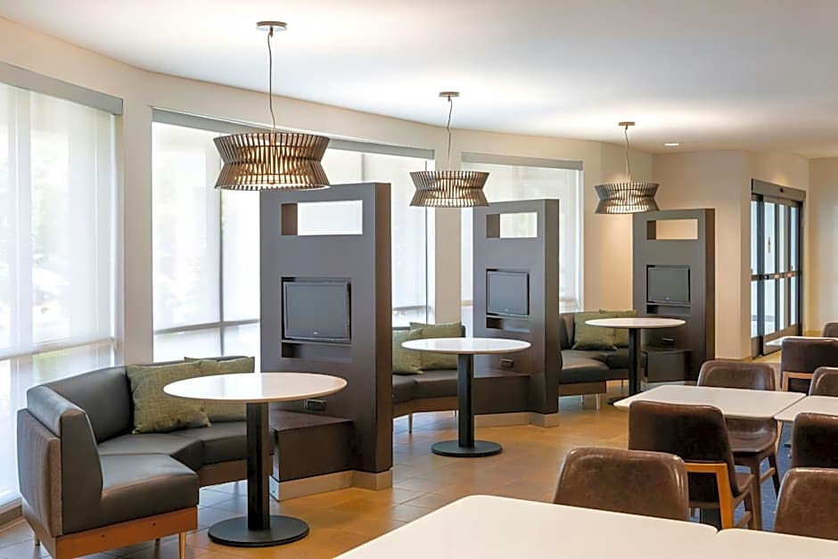 Courtyard by Marriott Madison West/Middleton