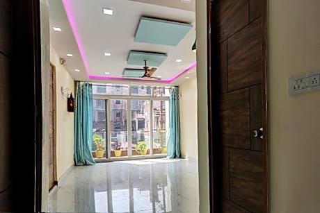 Super OYO 818850 Hotel Omex