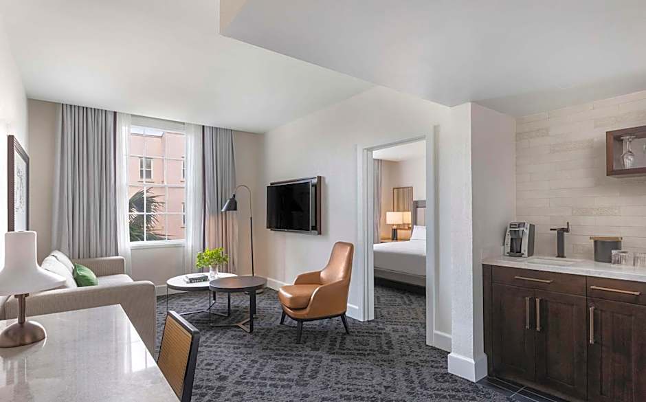 Mills House Charleston, Curio Collection by Hilton