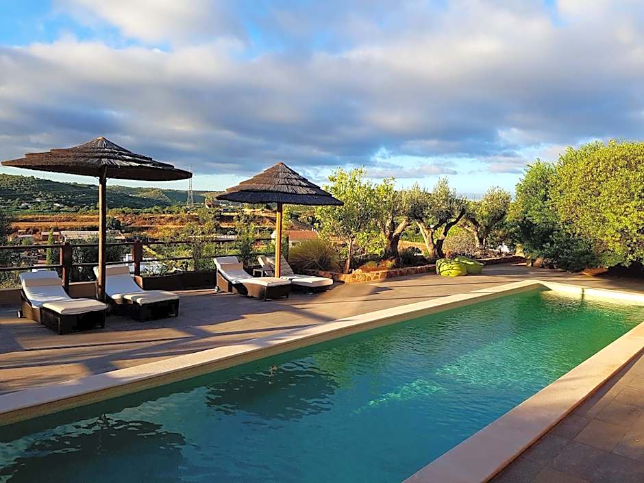 Gato Preto de Silves - Adults Only