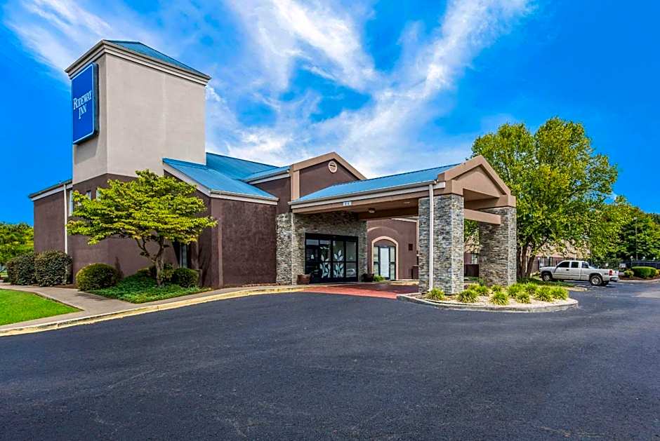 Studio 6 Suites Knoxville ,TN - Downtown