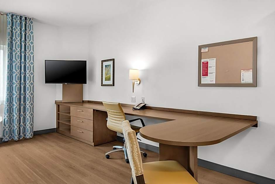 Candlewood Suites Pensacola - University Area By IHG