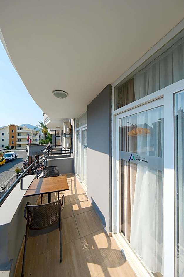Marina Apart Hotel