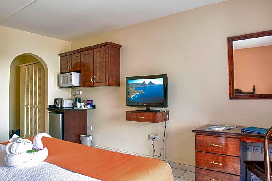 Bay Gardens Inn