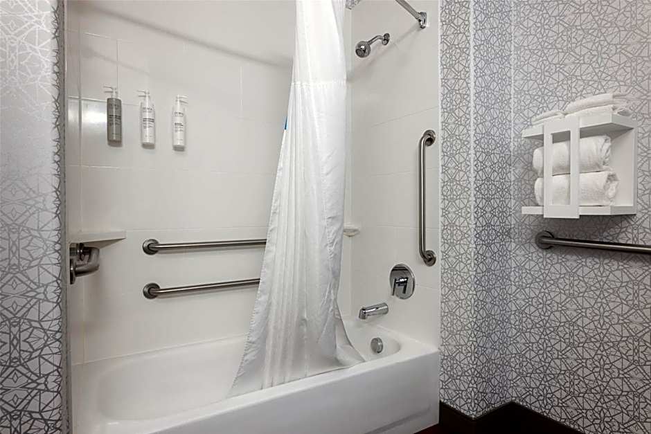 Hampton Inn By Hilton & Suites Palmdale