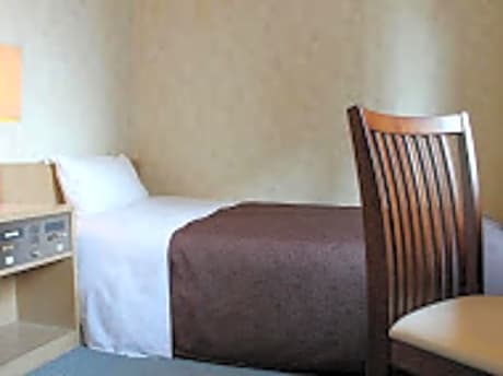 Double Room with Small Double Bed - Non-Smoking