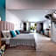 Lagomandra Luxury Suites with Private Pools