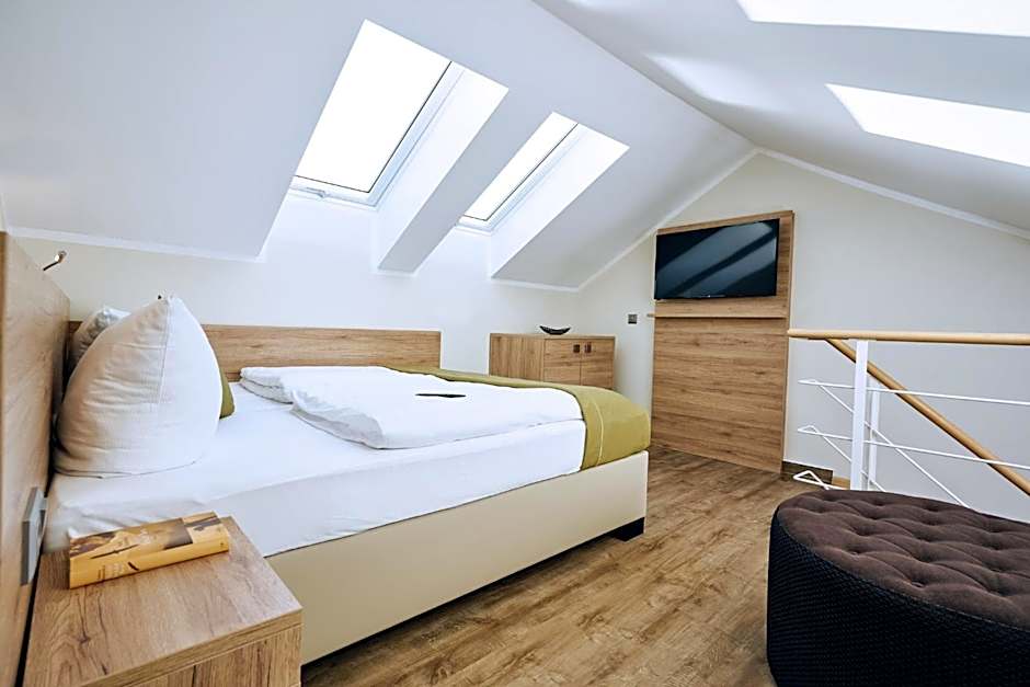 Photo 1 of 3 of Junior Suite