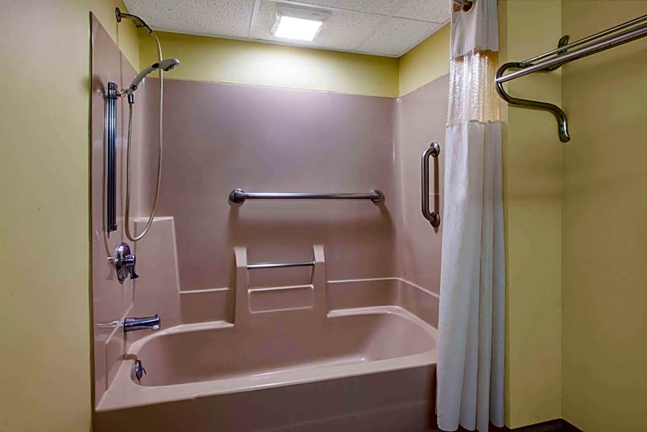 Days Inn by Wyndham Grantville