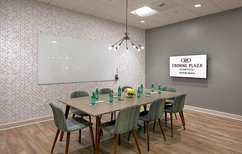 Crowne Plaza Ventura Beach By IHG