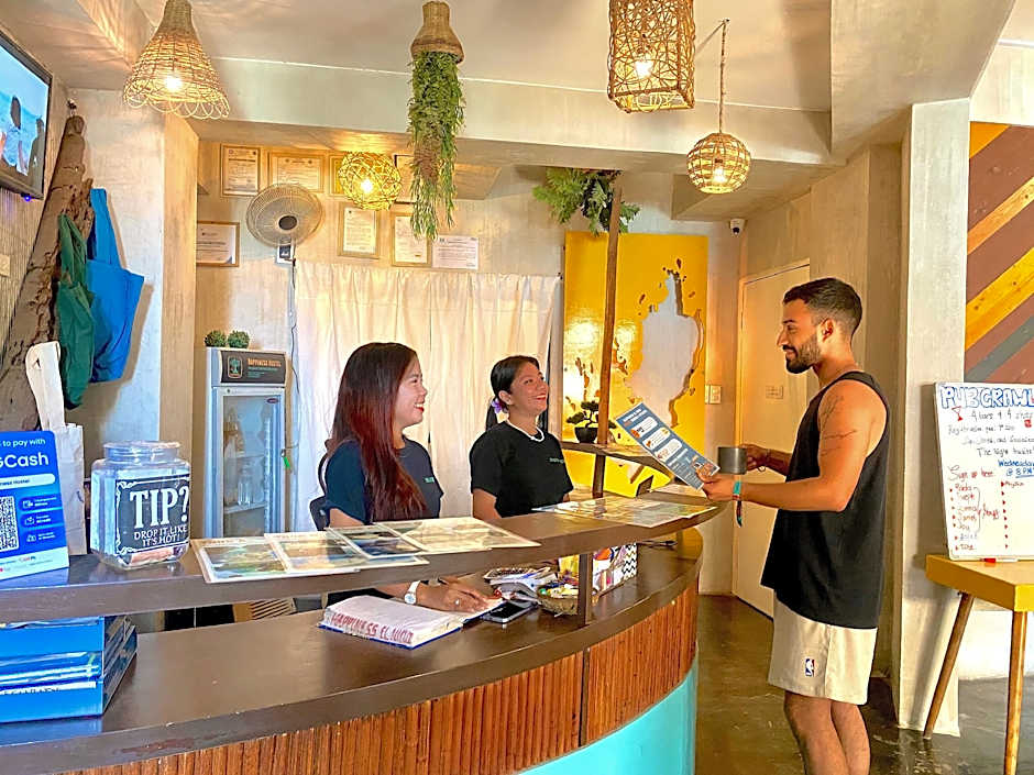 Happiness Hostel El Nido