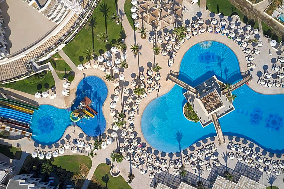 Atlantica Ocean Beach Resort