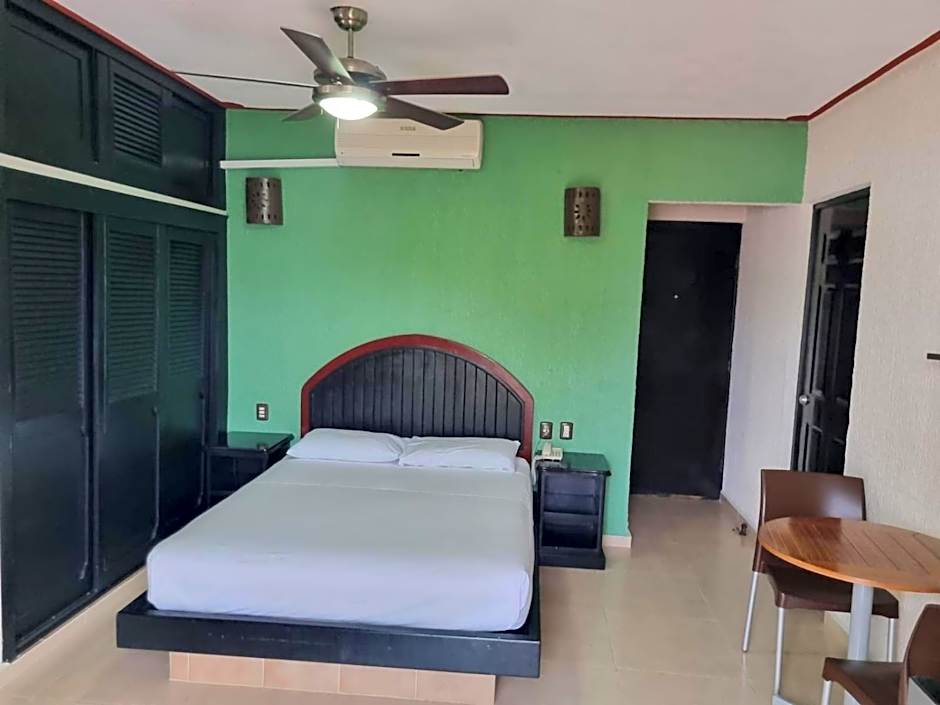 Suites Los Arcos