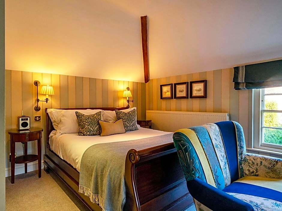 Photo 1 of 7 of Classic 1 Double Bed