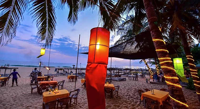 International Beach Hotel & Restaurant