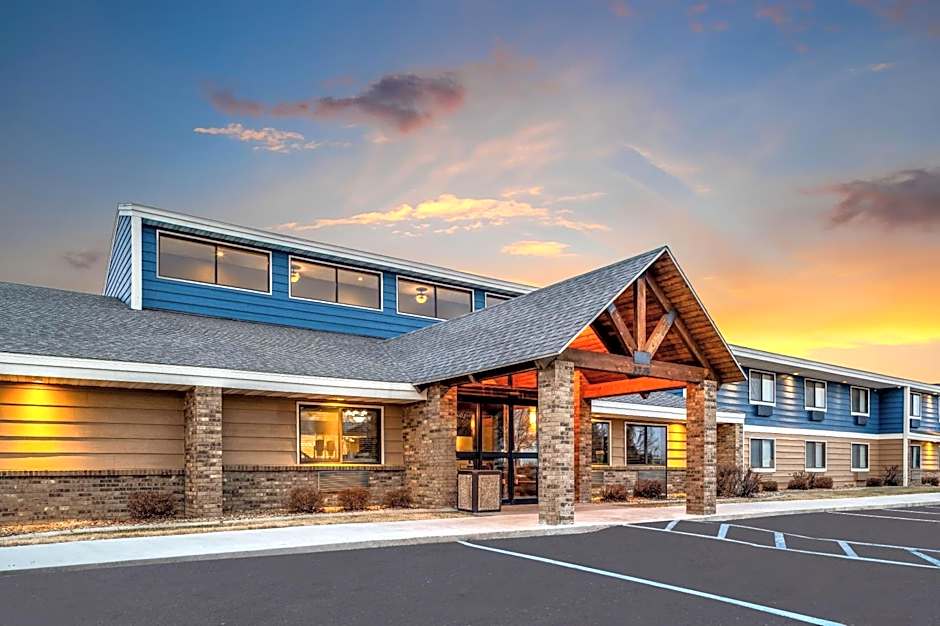 AmericInn by Wyndham Bismarck