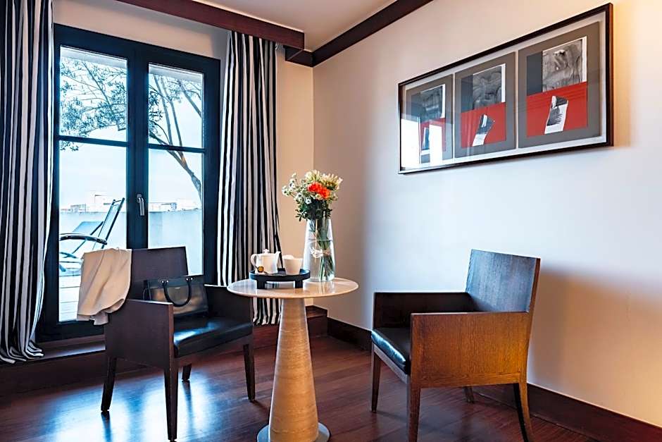 Grand Hôtel Champs-Elysées