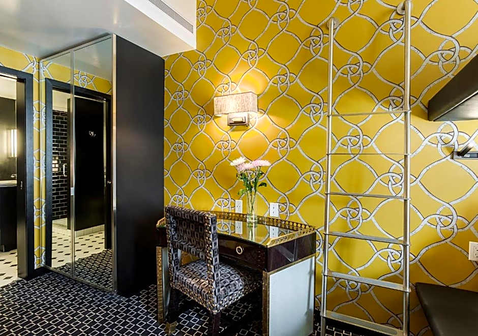 45 Times Square Hotel