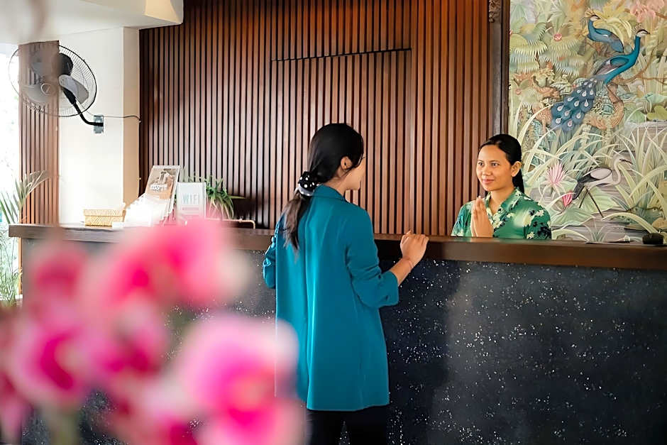 Fourteen Roses Beach Hotel