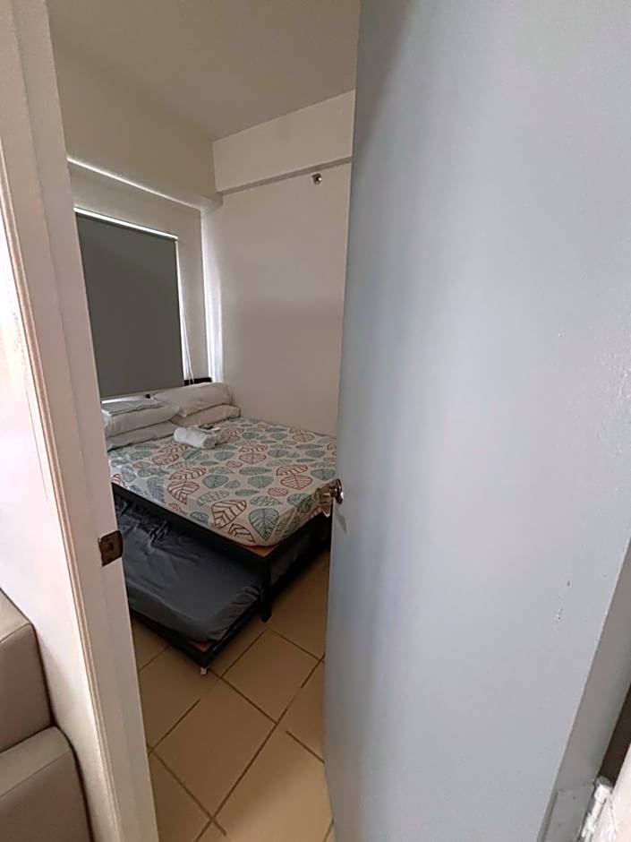 Condotel - Minimalistic 2 minutes walk to SM Marilao