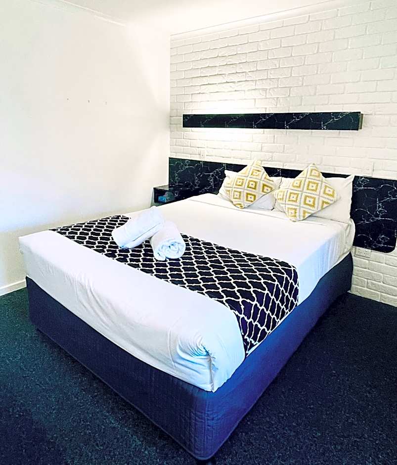 Jacaranda Place Motor Inn