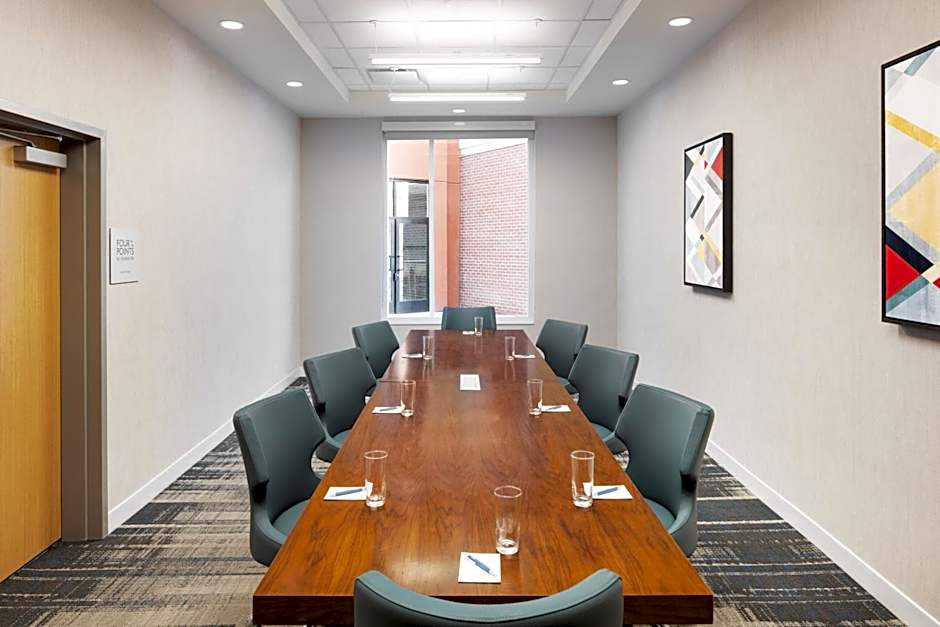 Four Points by Sheraton Penticton at the Convention Centre