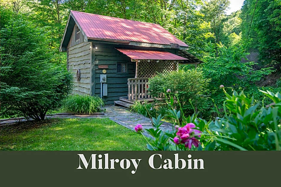 Moore House Inn & Cabins
