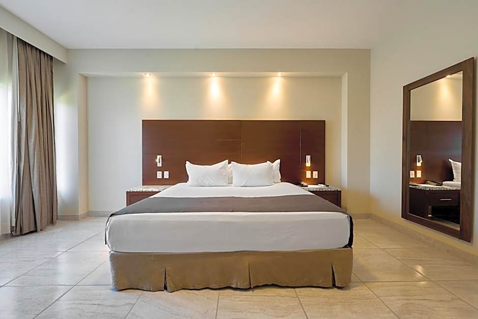 Hotel Estancia Business Class