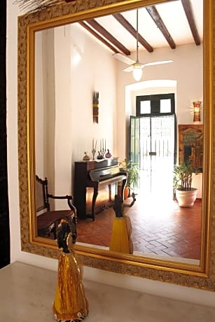 Studio Do Carmo Boutique Hotel