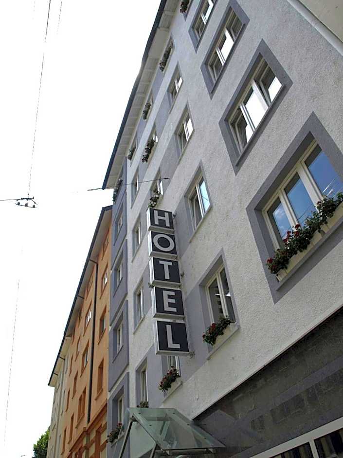 Central-Classic Hotel