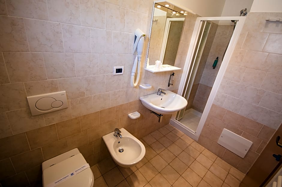 Adria Beach Hotel